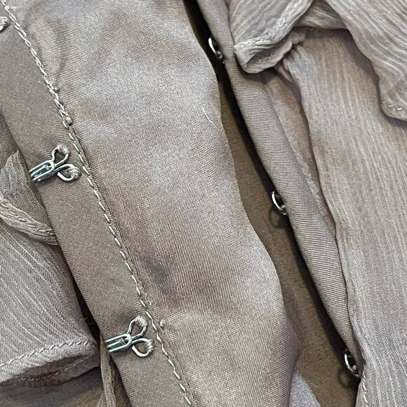 Elizabeth and James Purple Sleeveless Ruffle Silk Top Small - Picture 7 of 10